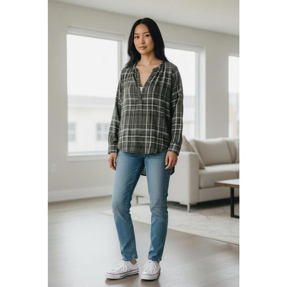 Forest Green Plaid Long Sleeve Boyfriend Quarter Button Flannel Soft Shirt XS - Picture 3 of 6